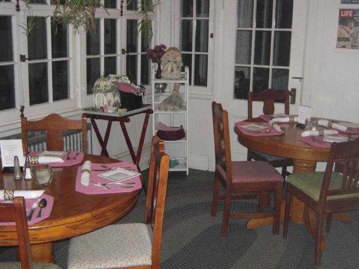 Brookview Manor Inn Canadensis Buitenkant foto