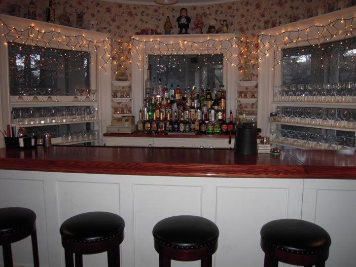 Brookview Manor Inn Canadensis Buitenkant foto