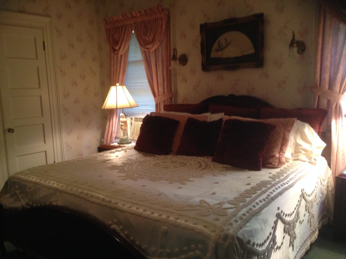 Brookview Manor Inn Canadensis Buitenkant foto