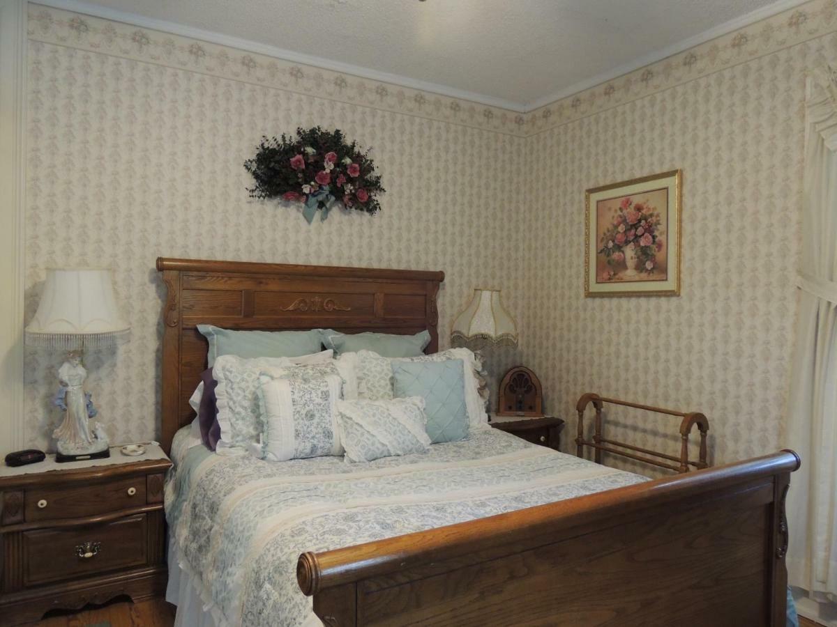 Brookview Manor Inn Canadensis Buitenkant foto