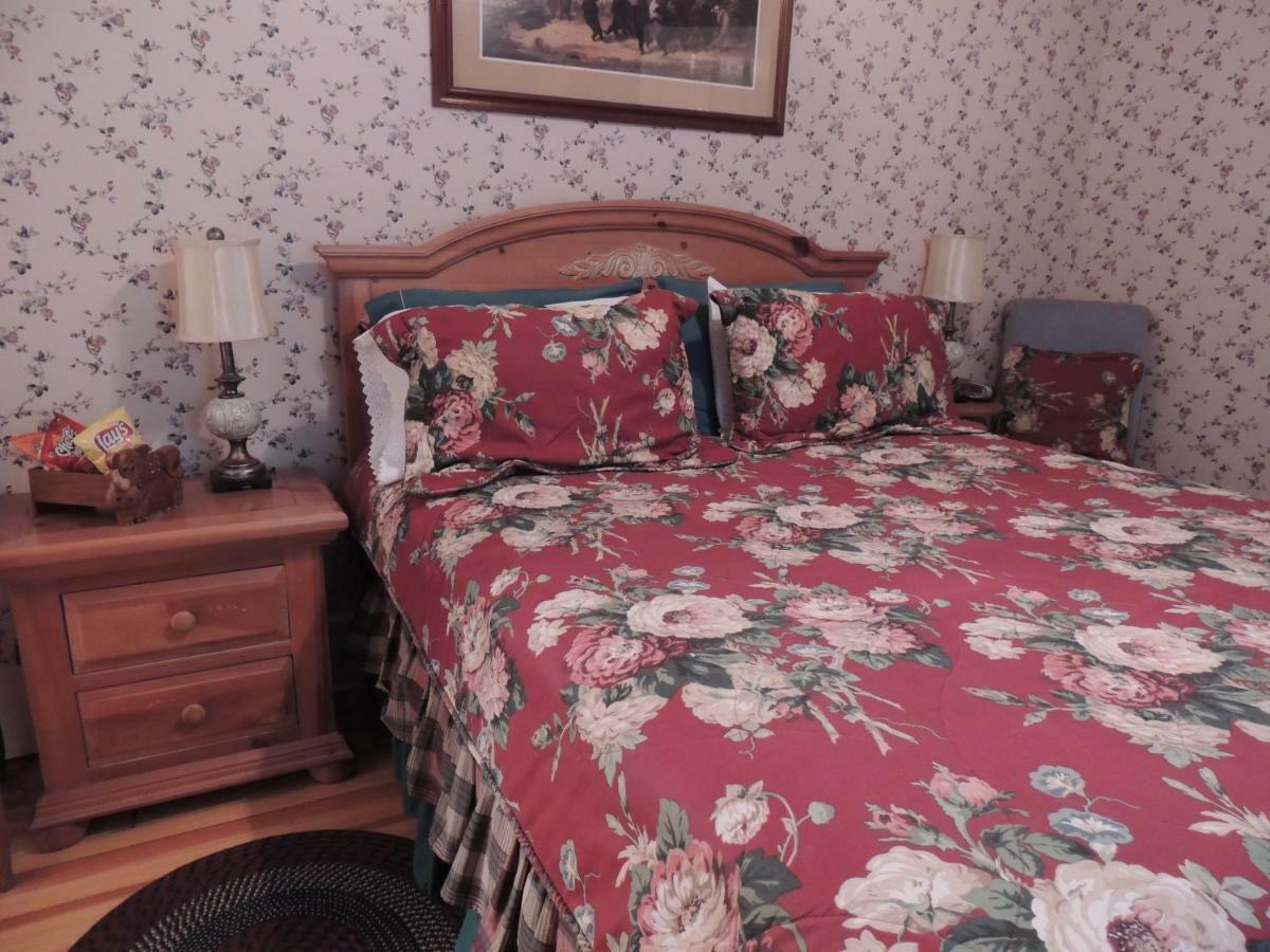 Brookview Manor Inn Canadensis Buitenkant foto